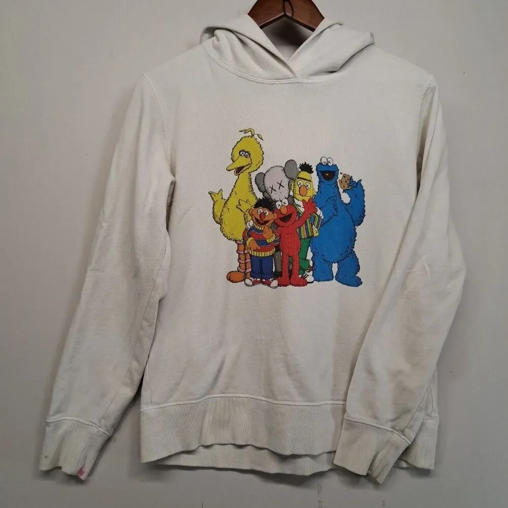 Kaws x Sesame Street Uniqlo Beige Cream Medium Hoodie - Picture 1 of 14